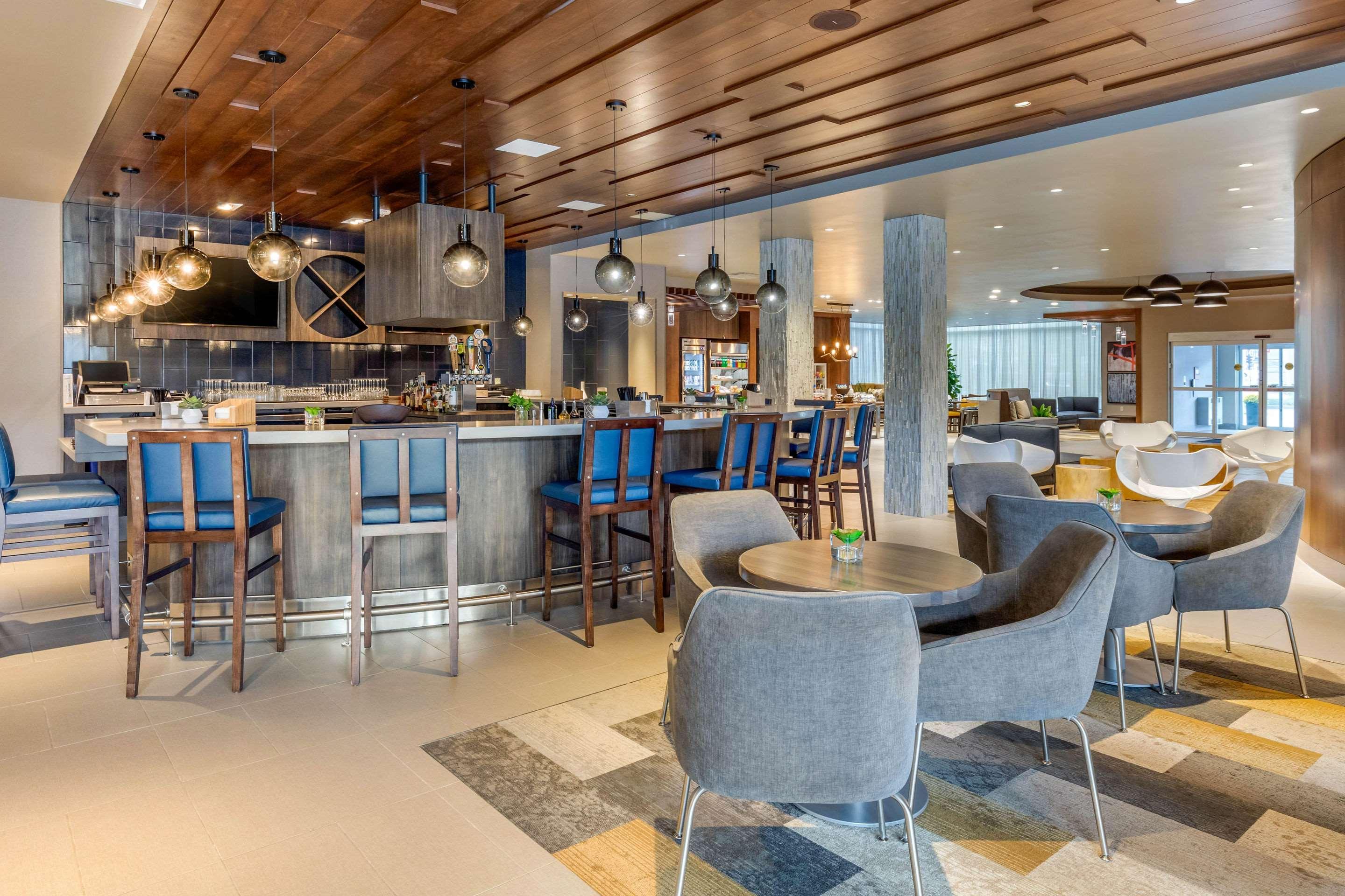 Cambria Hotel Milwaukee Downtown Εξωτερικό φωτογραφία