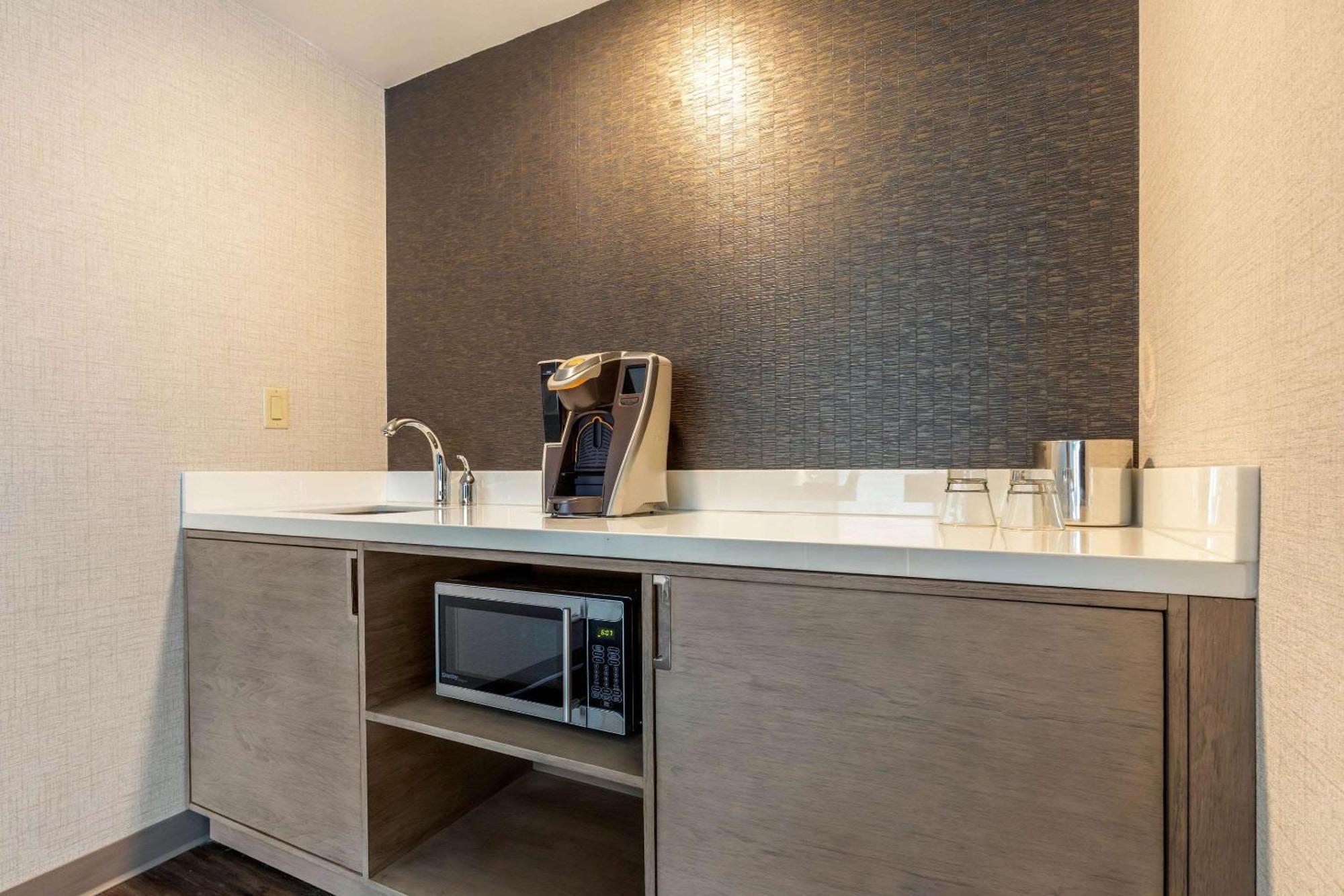 Cambria Hotel Milwaukee Downtown Εξωτερικό φωτογραφία